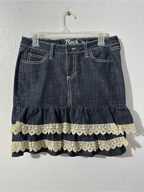 Wrangler Rock 47 Womens 27 Ultra Low Rise Skirt Denim Ruffled Lace Western
